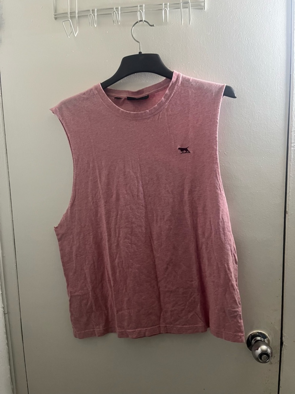 Rodd & Gunn Sleeveless Tank in Dusty Pink with Small Logo